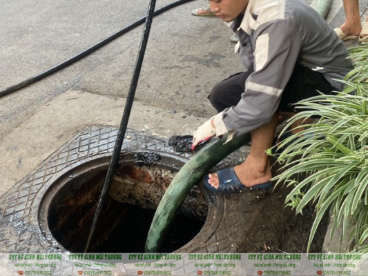Hút bể phốt Hà Nội